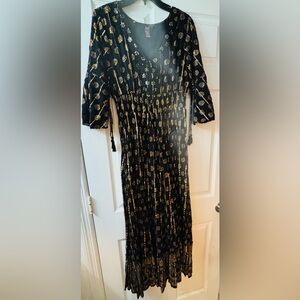 Me2Magic Black Top with Gold Floral Detail and Multicolor Logo Tag